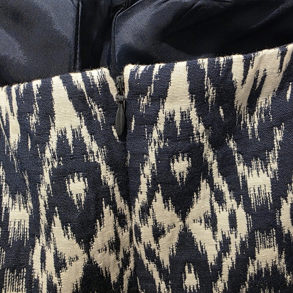 Banana Republic Womens Blue/White Strapless Pencil Dress 4 Aztec Party Elegant - Picture 4 of 12